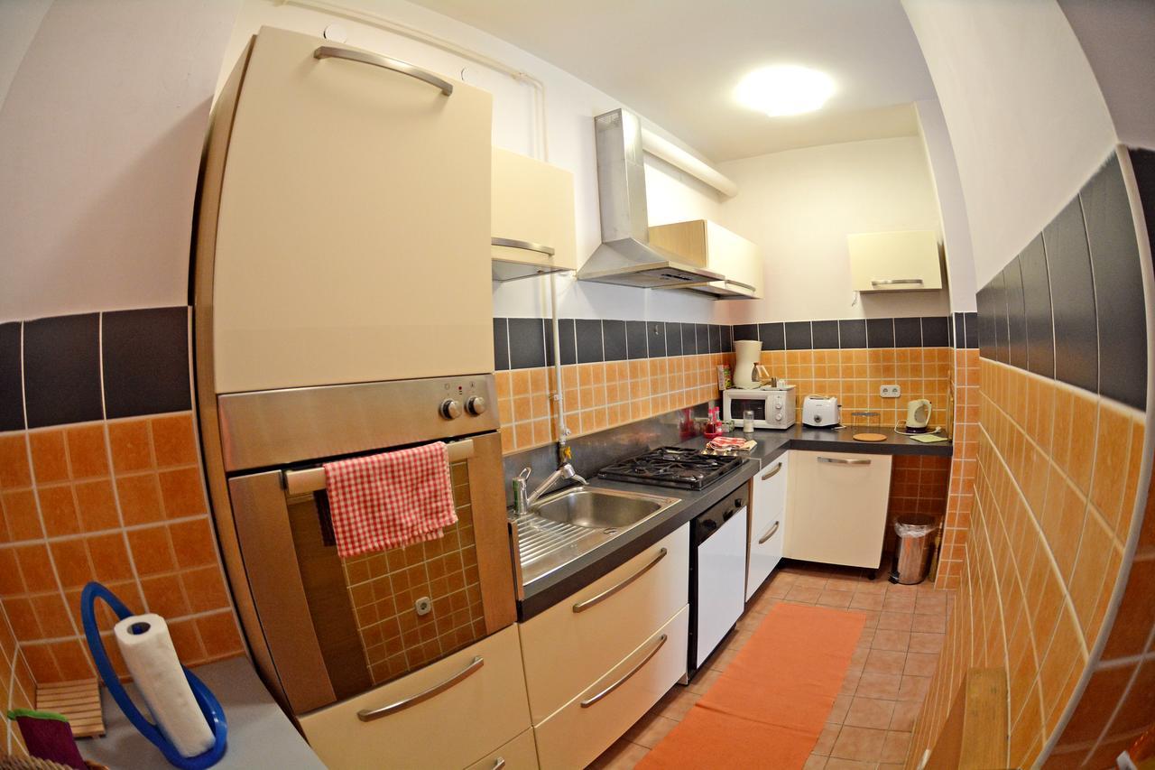 Apartments And Rooms Trsje ซาเกร็บ ภายนอก รูปภาพ