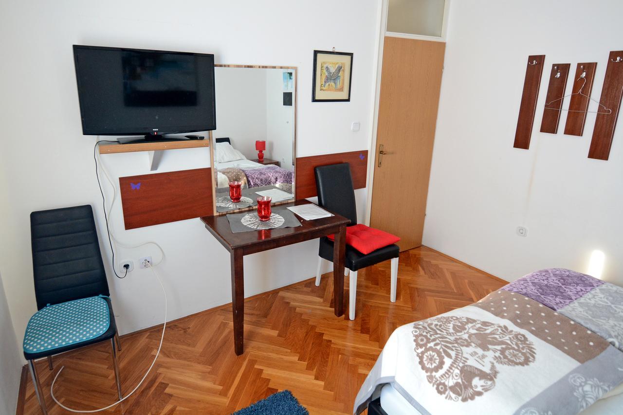 Apartments And Rooms Trsje ซาเกร็บ ภายนอก รูปภาพ