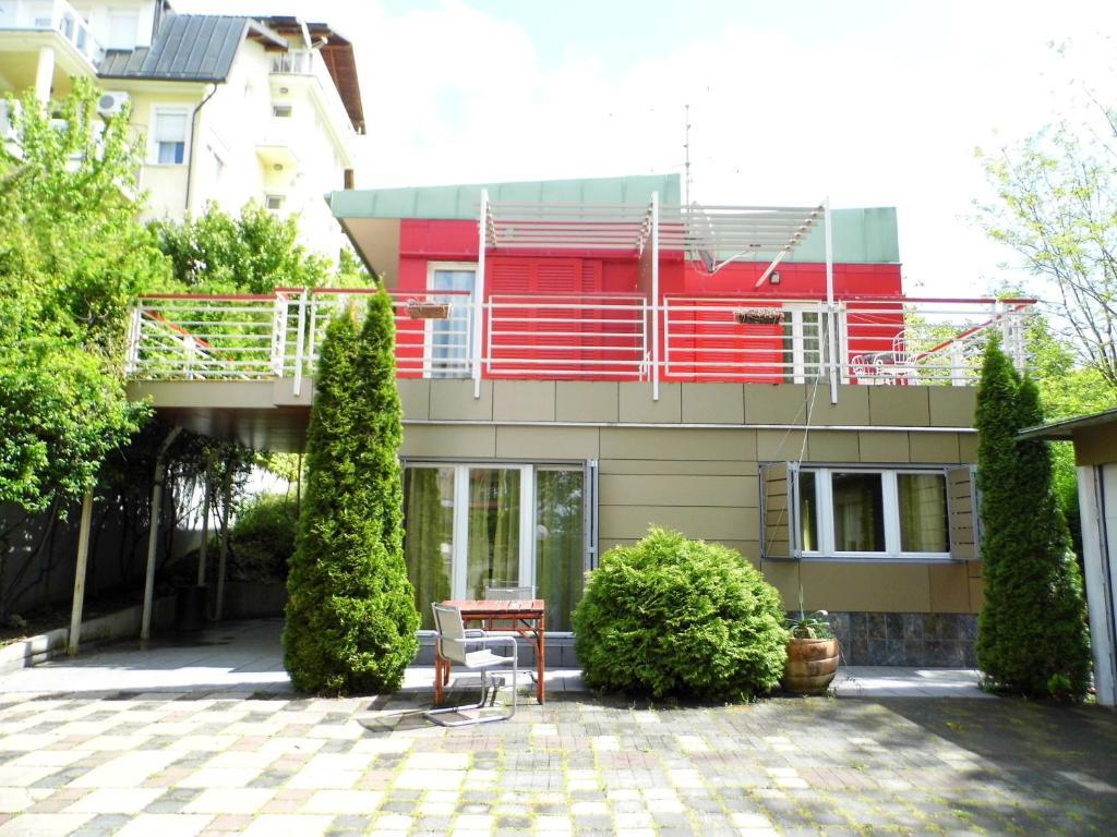 Apartments And Rooms Trsje ซาเกร็บ ภายนอก รูปภาพ